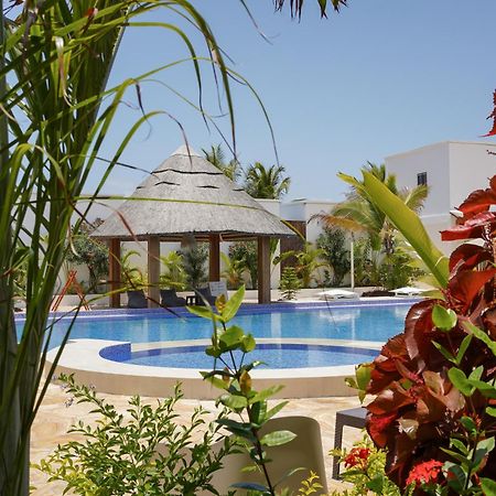 The Bali Resort Zanzibar Pingwe Exteriör bild