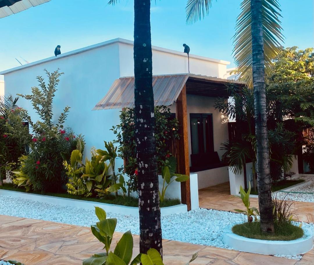 The Bali Resort Zanzibar Pingwe Exteriör bild