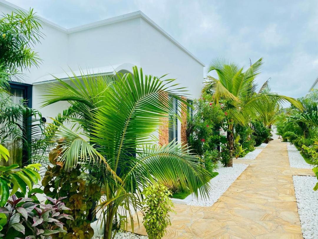 The Bali Resort Zanzibar Pingwe Exteriör bild